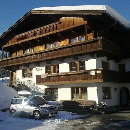 Casa de hóspedes Haus Theresia 3*